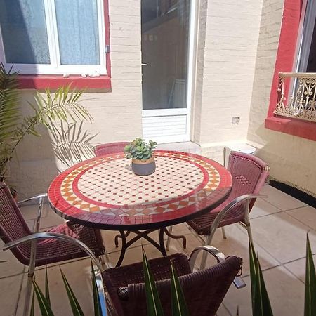 La Bateliere, Appartement Mer Avec Patio Prive メール・レ・バン エクステリア 写真
