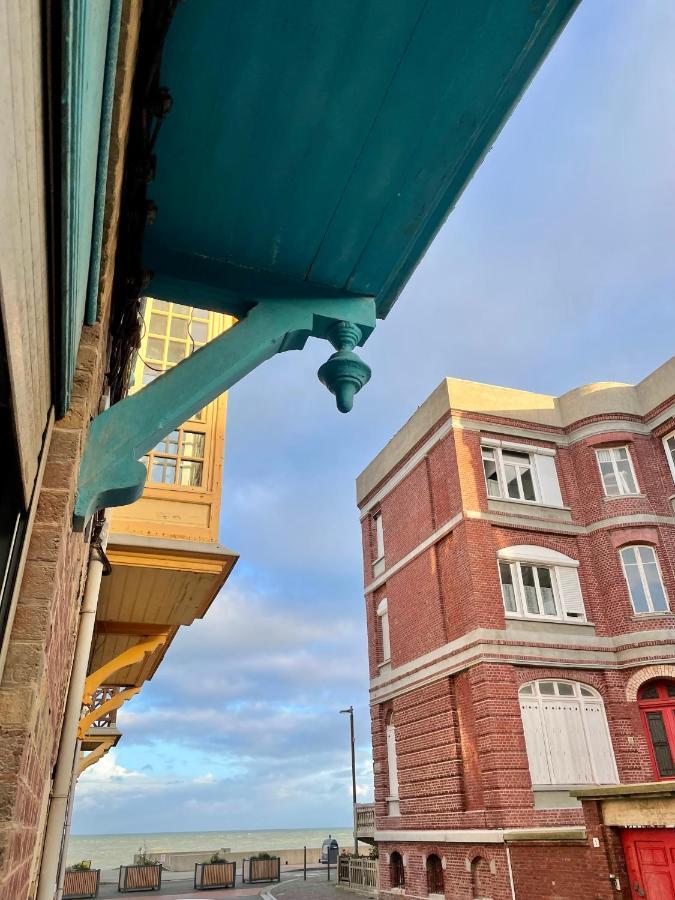 La Bateliere, Appartement Mer Avec Patio Prive メール・レ・バン エクステリア 写真