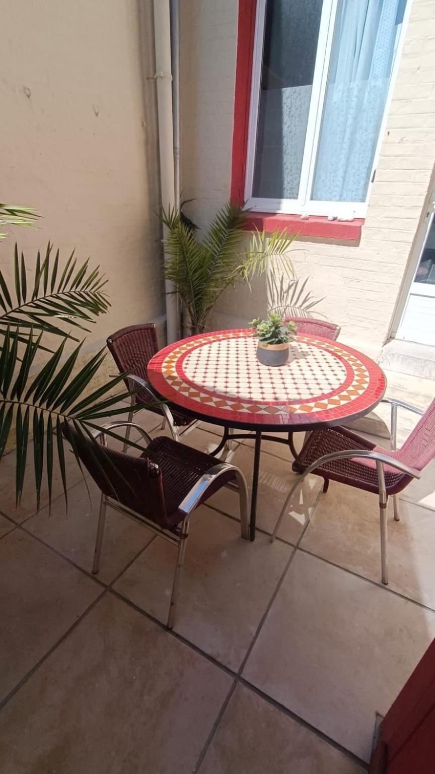 La Bateliere, Appartement Mer Avec Patio Prive メール・レ・バン エクステリア 写真